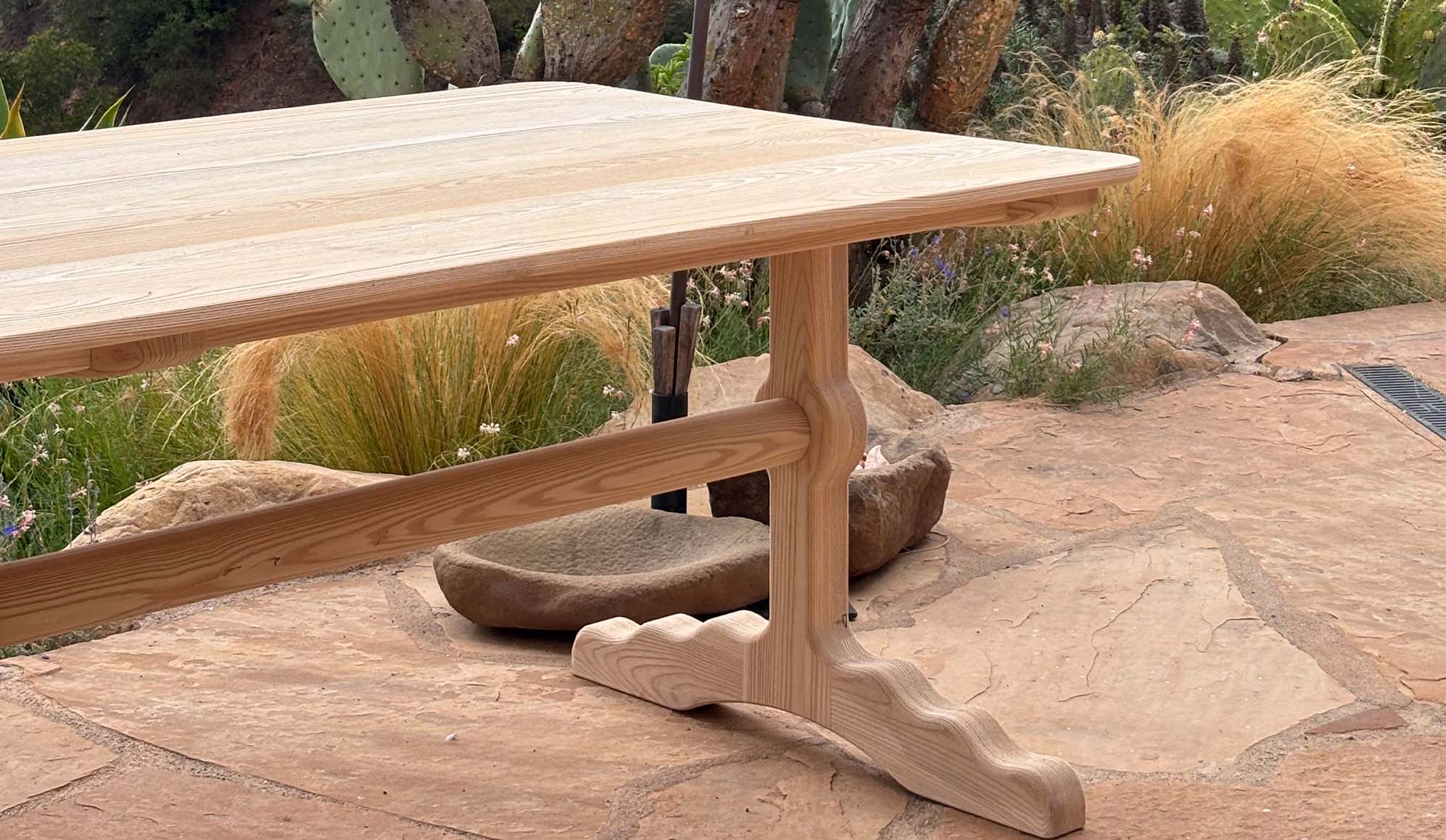 Canyon Table with focus on foot detail