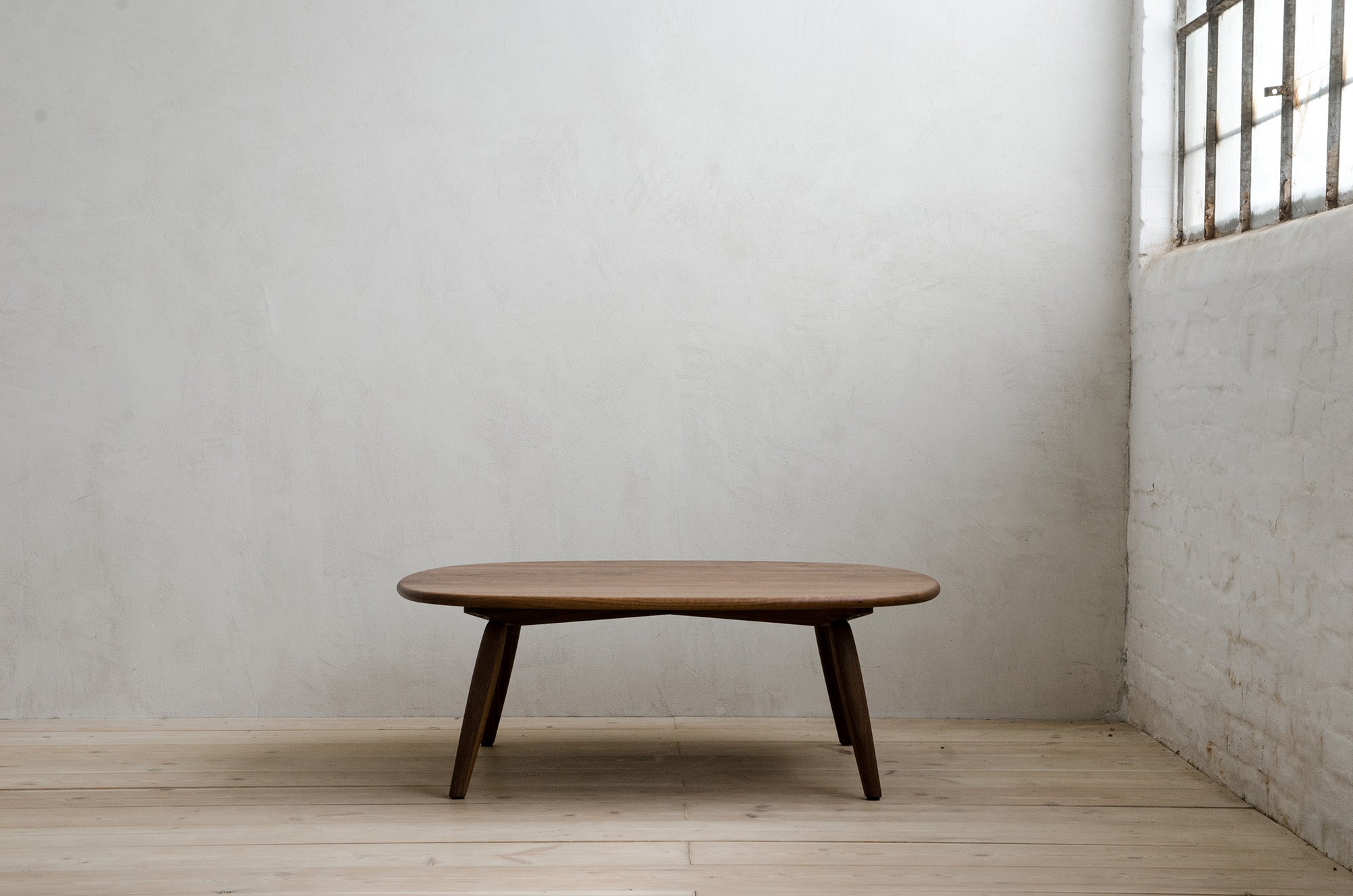 Nomad Round Coffee Table